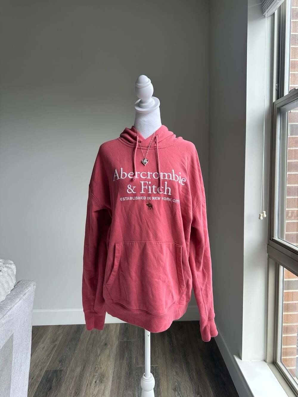 Abercrombie & Fitch Coral Pink Embroidered Logo Hoodie Sweatshirt Size L